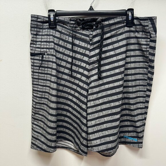 Patagonia Striped Board Shorts With Drawstring Waist & Zippered Pocket Black/Gra - Picture 1 of 8